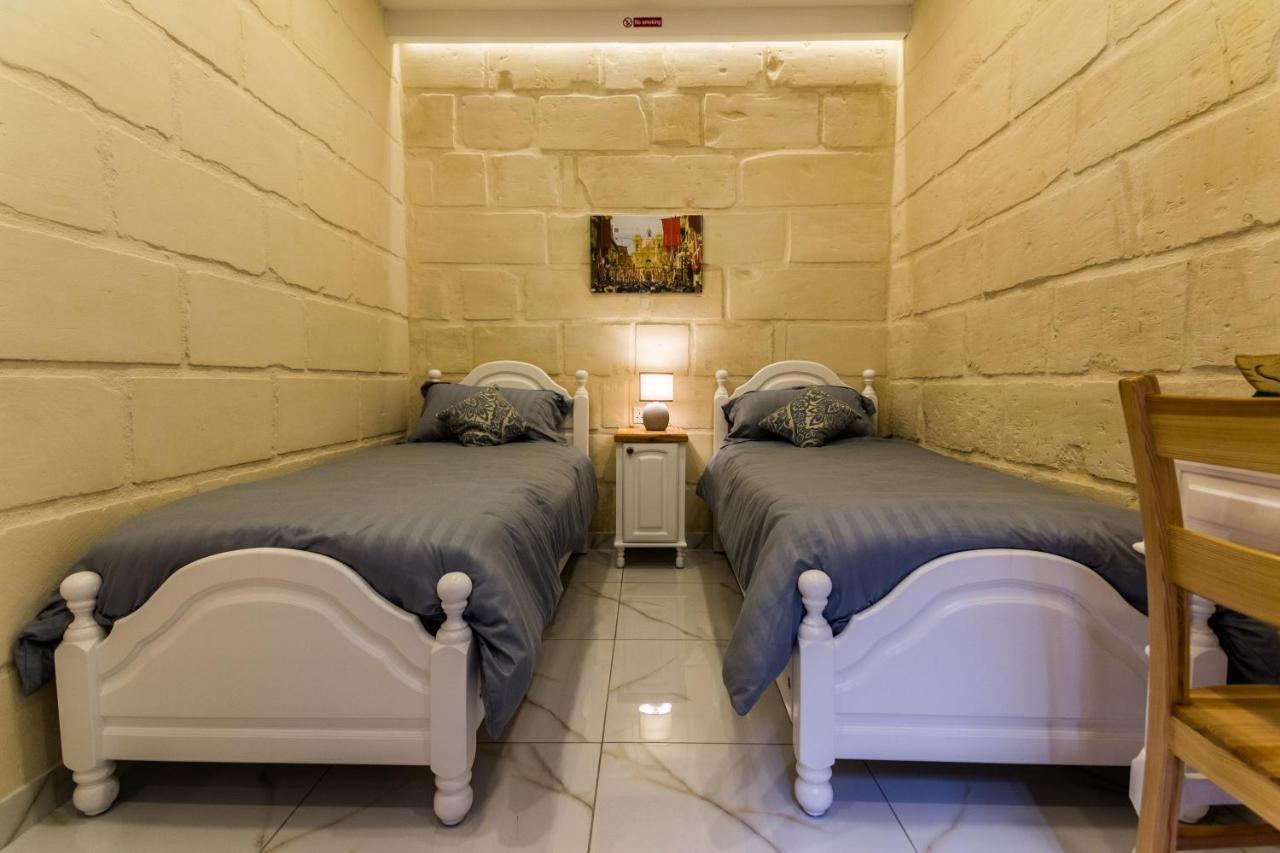 Ta' Gilard - Lovely Renovated Holiday Home Żabbar Екстериор снимка