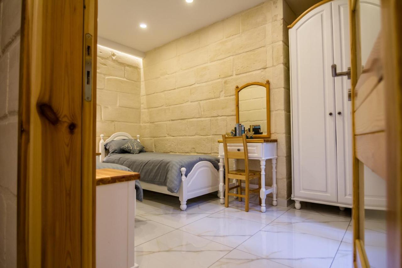Ta' Gilard - Lovely Renovated Holiday Home Żabbar Екстериор снимка